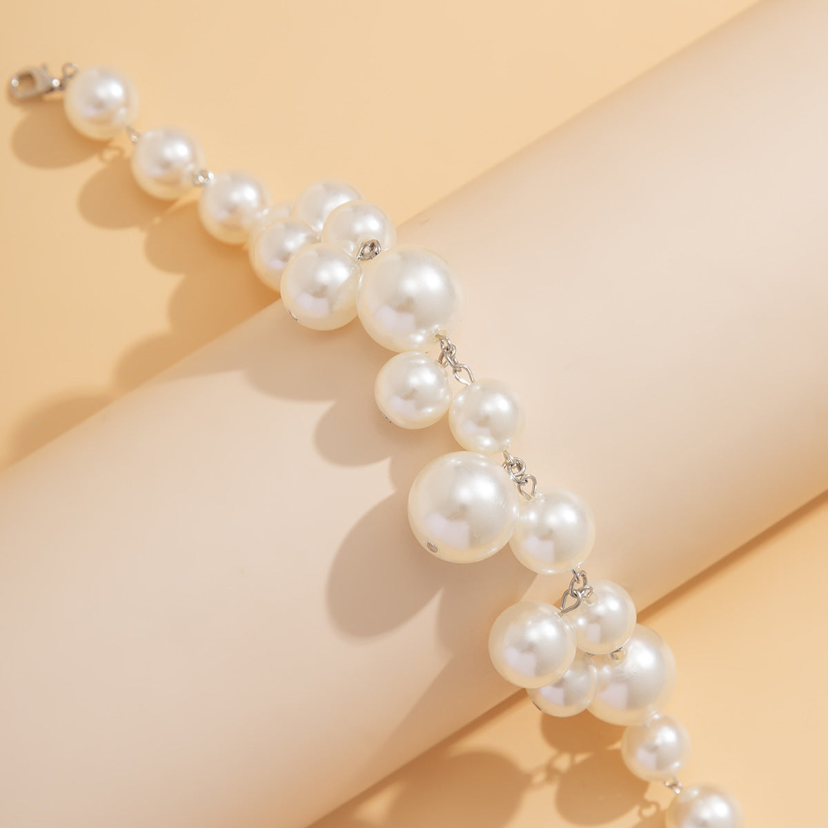 Light Luxury French Retro Imitation Pearl Necklace for Women Punk Style Necklace
