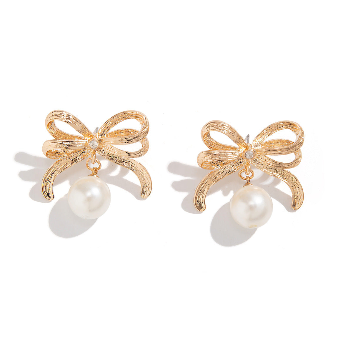 Bow Earrings Butterfly Knot Pearl Alloy Stud Earrings High-End Niche Light Luxury Earrings for Women