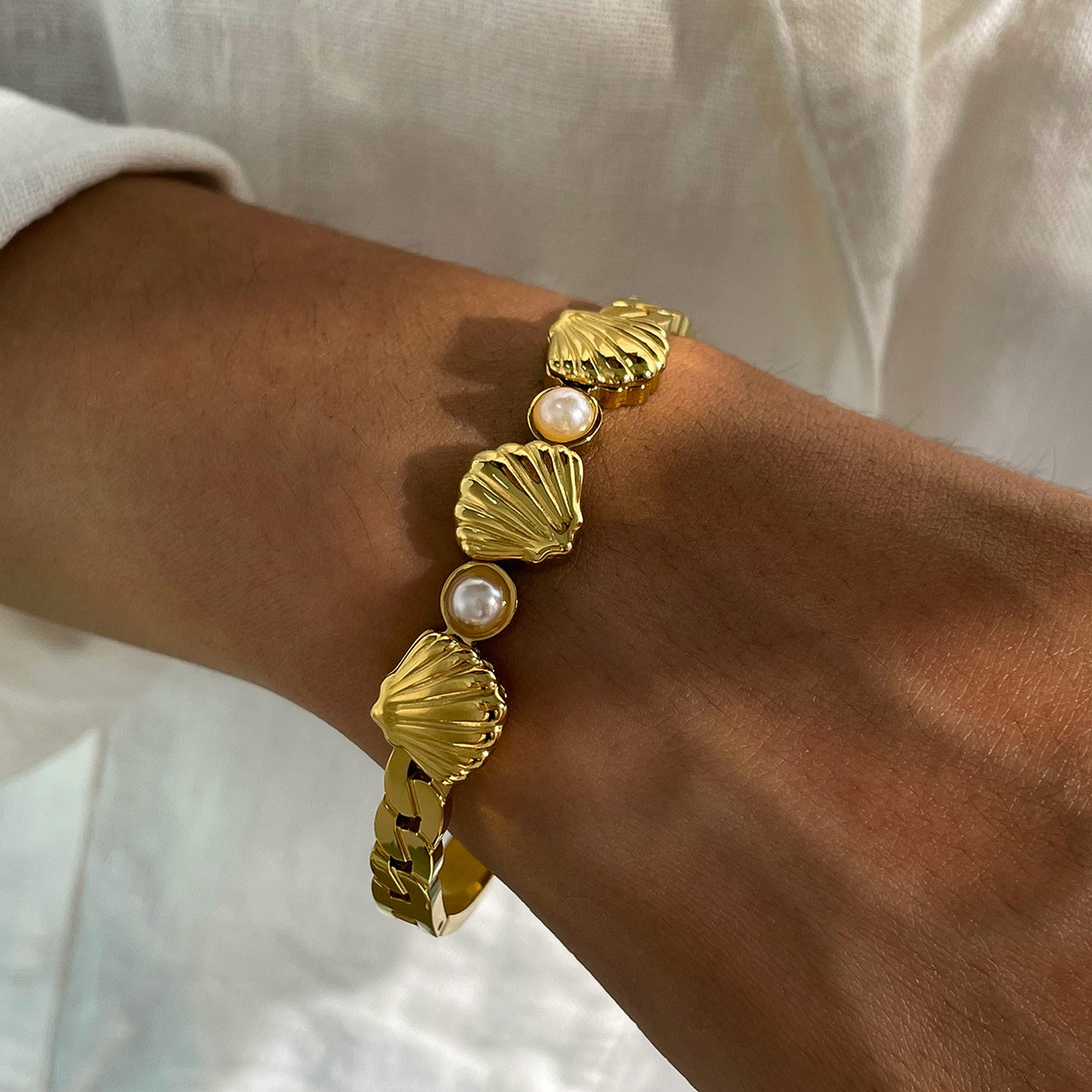 Boho Pearl Shell Bracelet for Women - Vintage Stainless Steel Cuff, Minimalist Instagram Jewelry, Unique Dainty Hand Chain