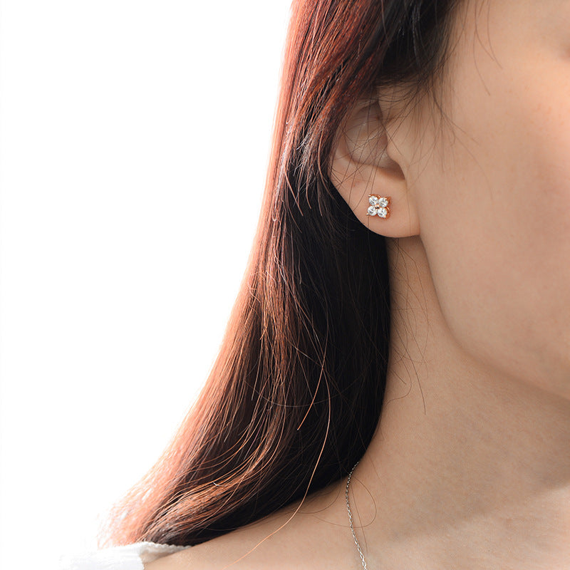 New S925 Sterling Silver Earrings Moissanite Clover Ear Bone Stud Earrings