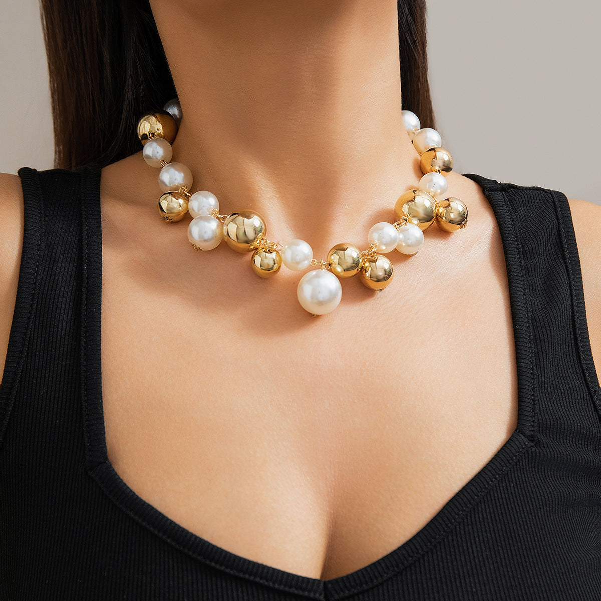 Light Luxury French Retro Imitation Pearl Necklace for Women Punk Style Necklace