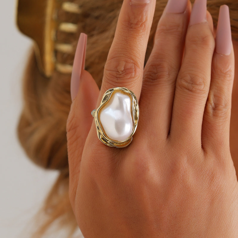 Vintage French Style Irregular Pearl Ring for Women - Exaggerated Open Adjustable Statement Ring, Unique Minimalist Design