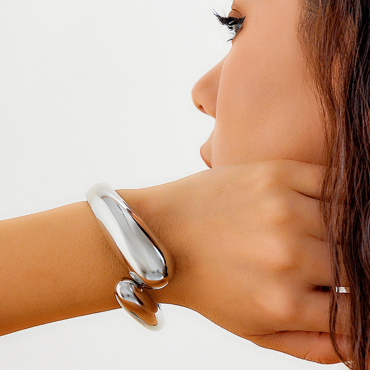 Hand Accessories Round Metal Glossy Water Drop Bracelet Niche Fashion Bracelet