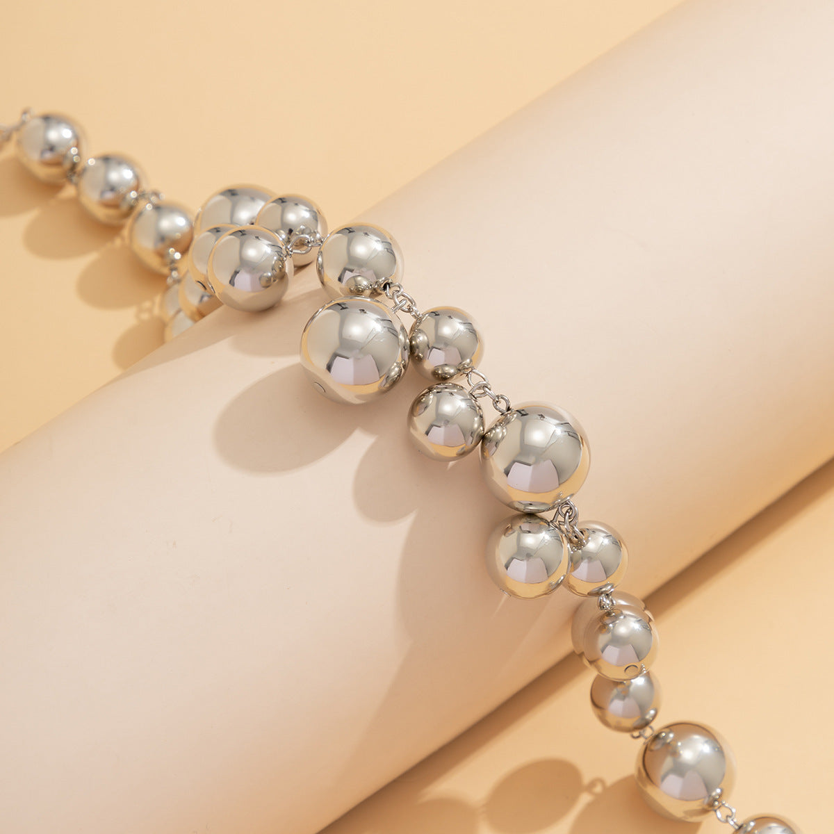 Light Luxury French Retro Imitation Pearl Necklace for Women Punk Style Necklace