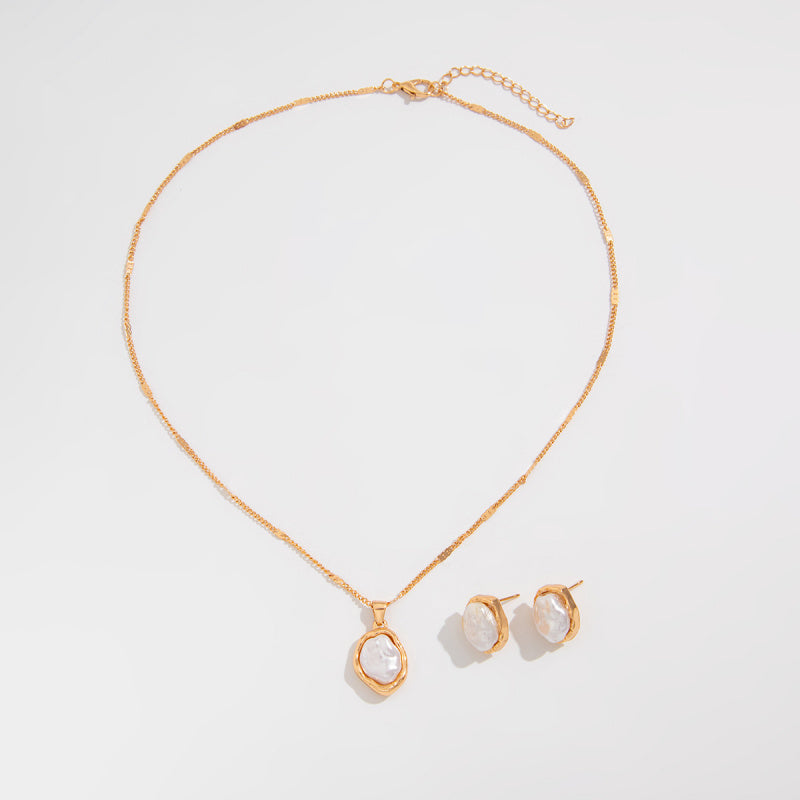 Trendy Pearl-like Jewelry Set - Matching Necklace and Stud Earrings | Women's Fashion Accessories