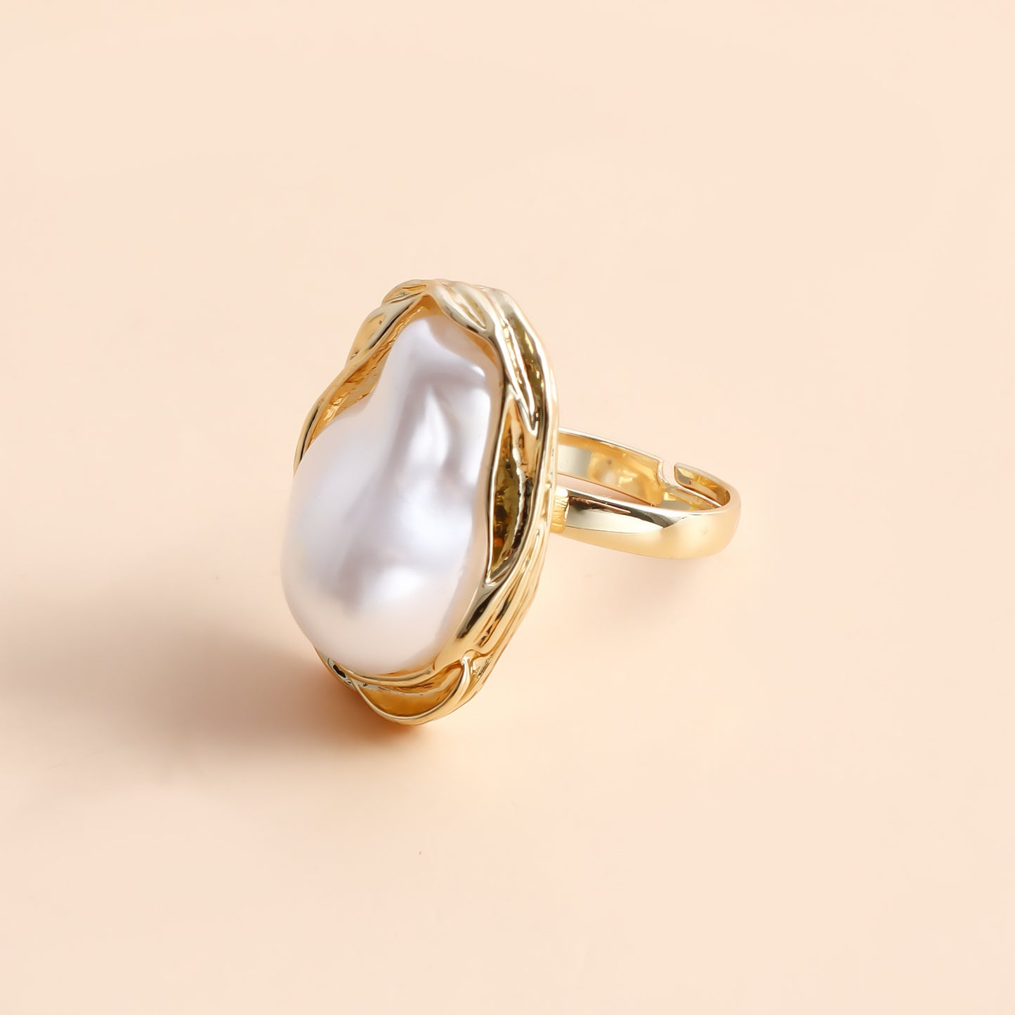 Vintage French Style Irregular Pearl Ring for Women - Exaggerated Open Adjustable Statement Ring, Unique Minimalist Design