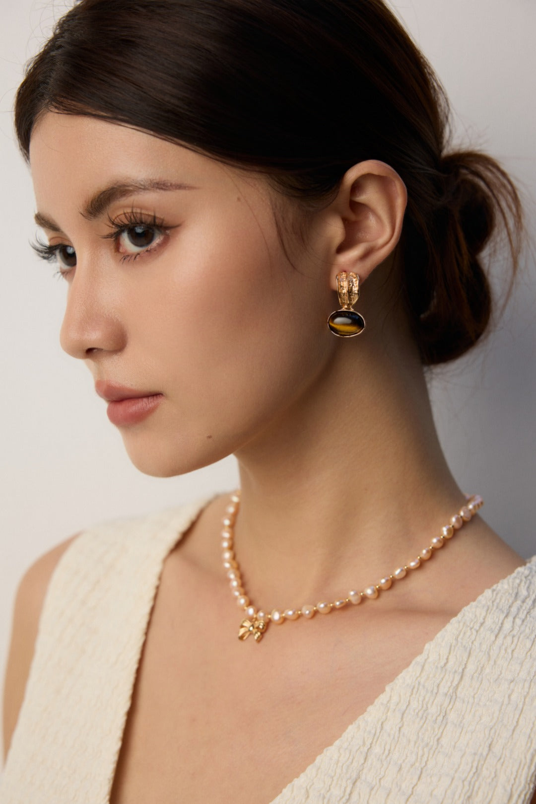 Natural Pearl Necklace with Sterling Silver Bow Pendant - Dainty & Elegant Jewelry Gift