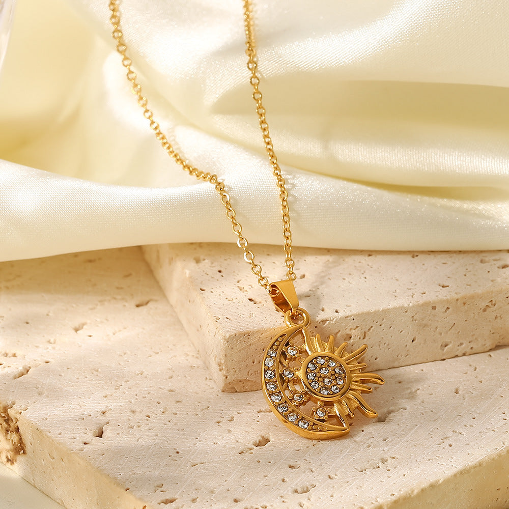 Antique Style Love Heart Necklace for Women – Titanium Steel Chain Sparkling Zircon