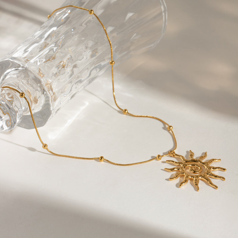 Hammered Spiral Sun Pendant Necklace - Titanium Steel Minimalist Chain