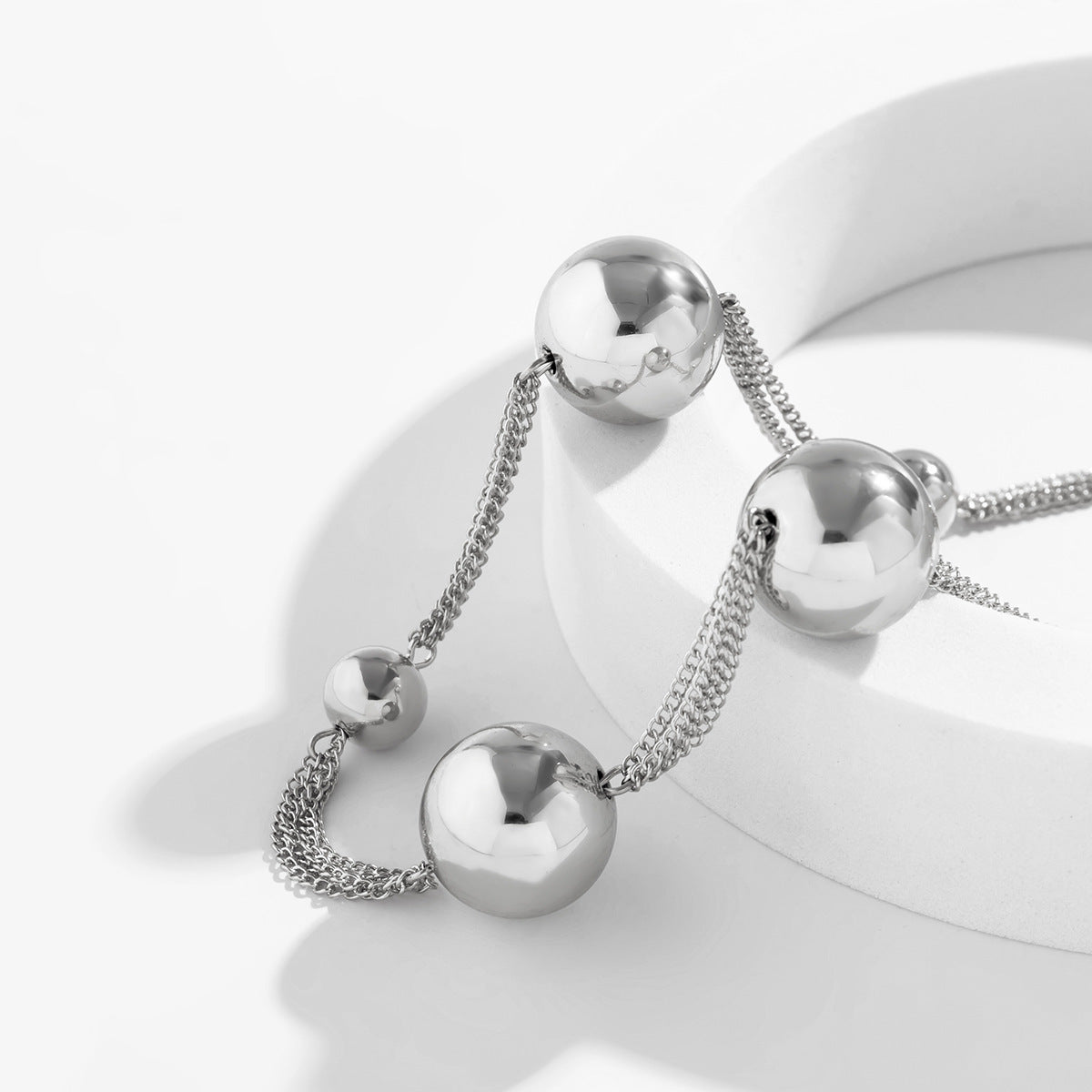 Light Luxury French Retro Imitation Pearl Necklace for Women Punk Style Necklace
