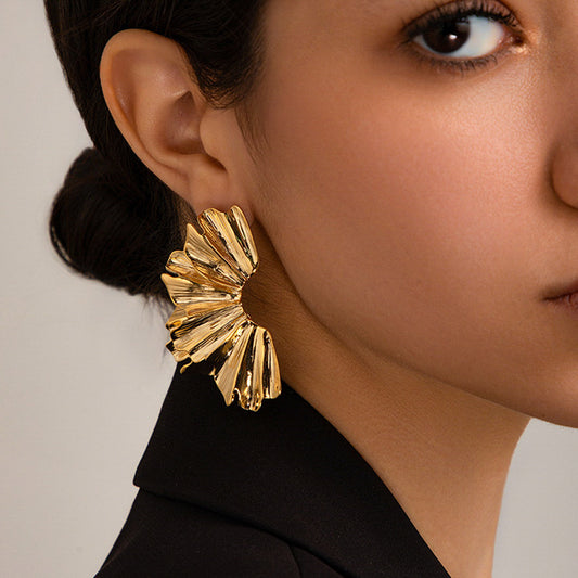 Trendy Elegant Metallic 18K Gold Plated Simple Fashion Alloy Earrings