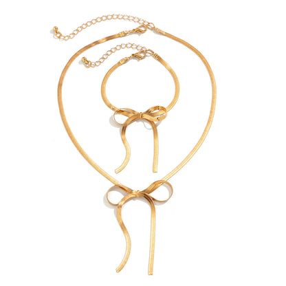 Empress Fashion Necklace for Women Versatile Snake Bone Chain Bowknot Clavicle Chain Necklace