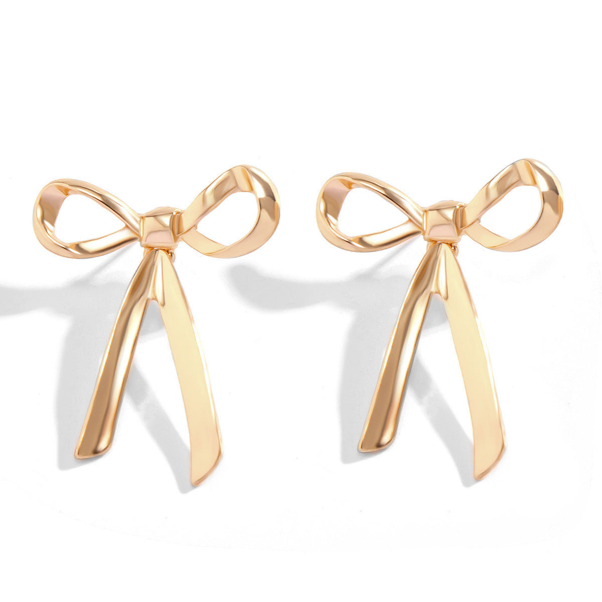 Empress Fashion Necklace for Women Versatile Snake Bone Chain Bowknot Clavicle Chain Necklace