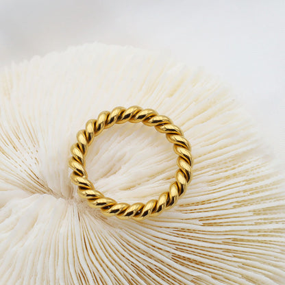 18K Gold Plated Twisted Ring Titanium Steel Adjustable Knuckle Ring